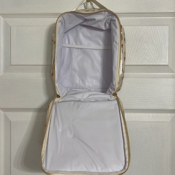 The Magic Box Kids Lunch Box - Picture 2 of 3